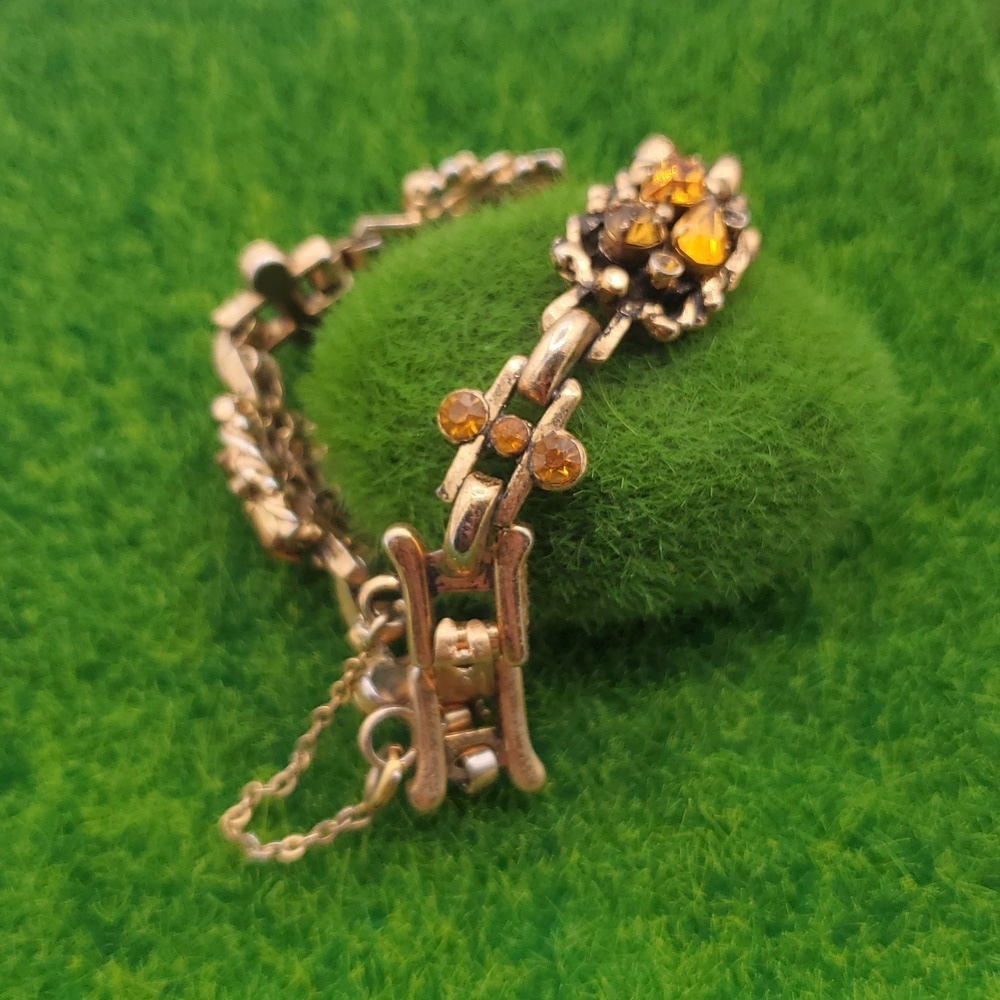 Barclay Amber Blossom Vintage Bracelet Collecitble B3010
